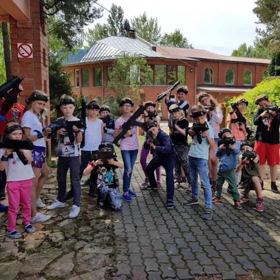 Pirmskāzu ballīte Poligon-1, Siguldā